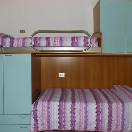 Rustico Spagnol, Apartamento